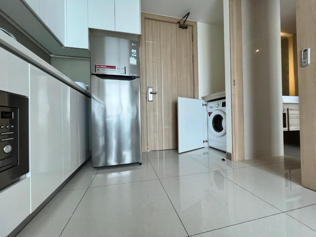 Riviera Jomtien Roomy 1-Bdr Seaview Condo Extérieur photo