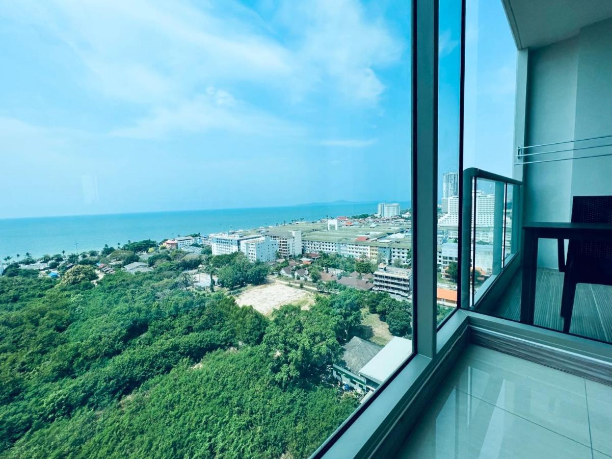Riviera Jomtien Roomy 1-Bdr Seaview Condo Extérieur photo