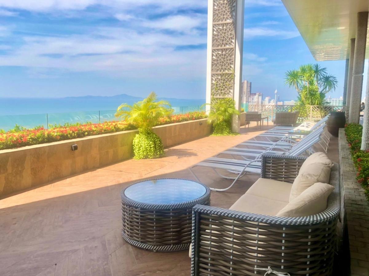 Riviera Jomtien Roomy 1-Bdr Seaview Condo Extérieur photo
